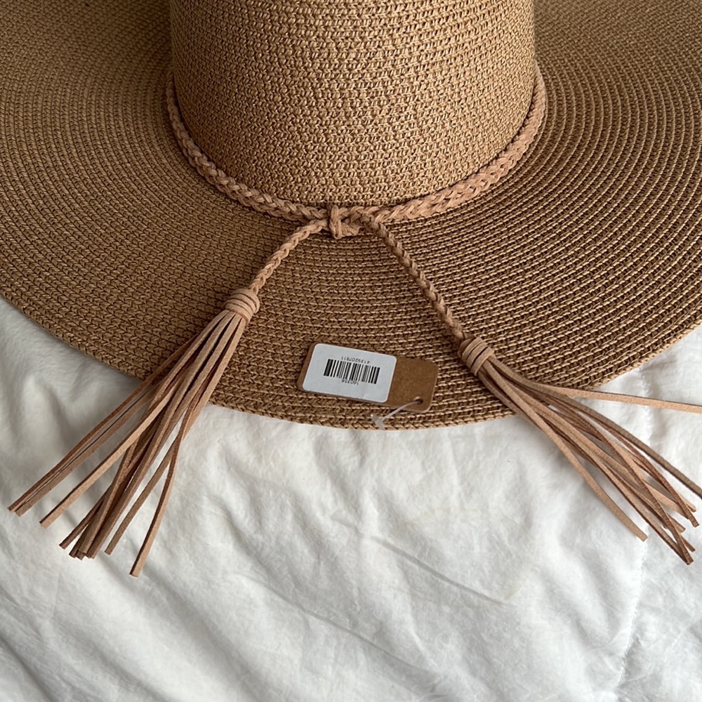 Straw hat - Picture 2 of 4